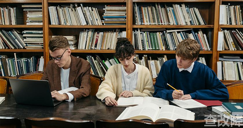 查改降论文查重，查改降论文改重，查改降论文降重